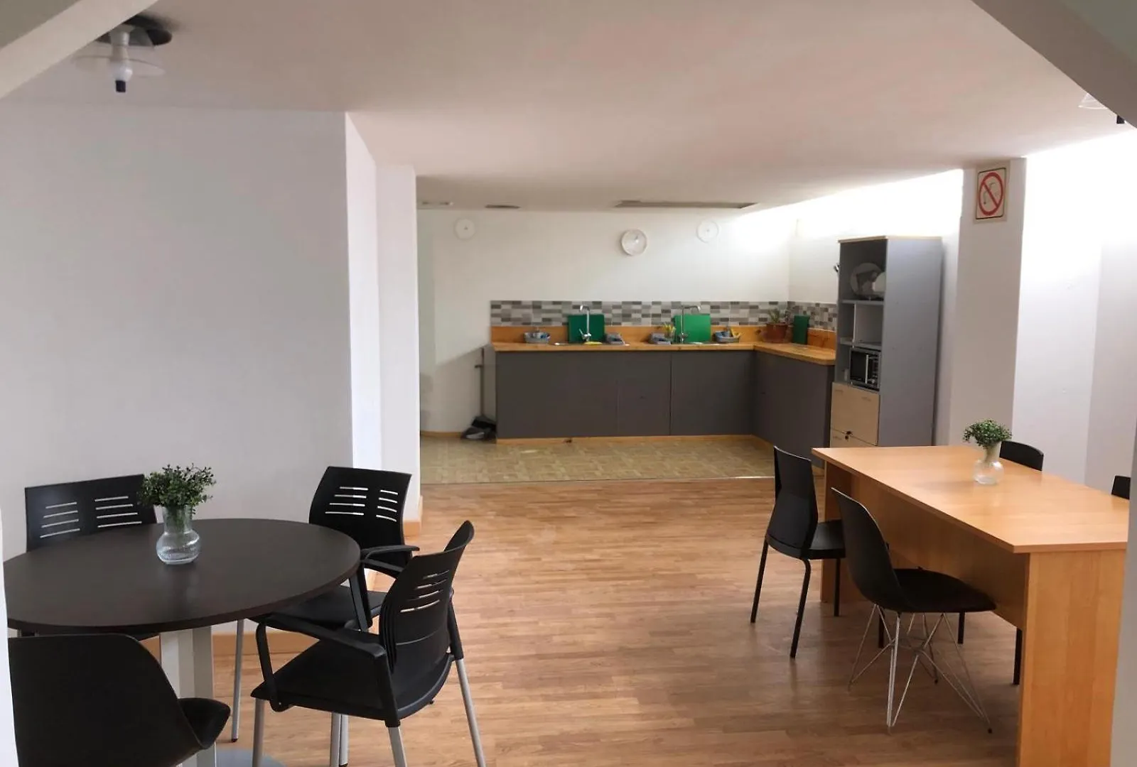 Urban Rest Zone And Coworking location